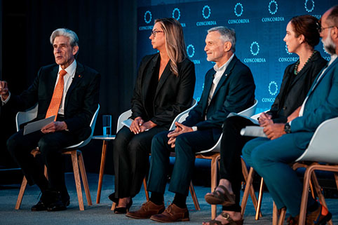 Julio Frenk, left, president of the University of Miami, led a panel discussion on climate change that included, from left, Abigail Fleming, Antonio Nanni, Katherine Mach, and Rodolphe el-Khoury.